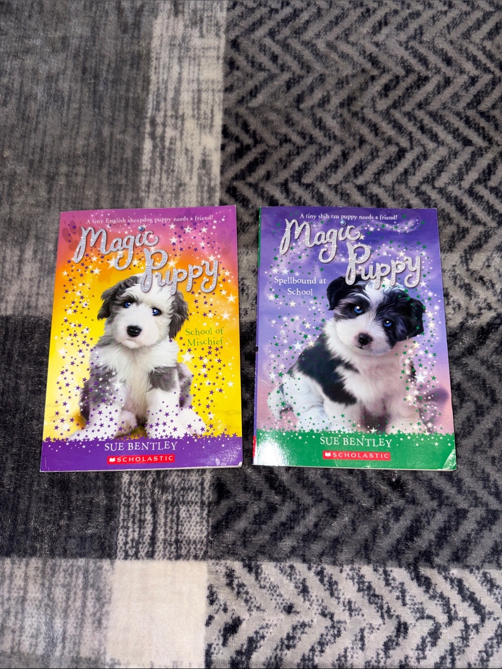Sue Bentley Magic Puppy Book Set - Purple and Yellow Covers (Scholastic)
